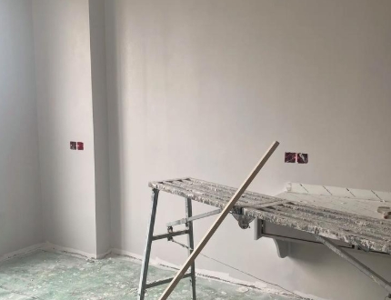 墙面翻新